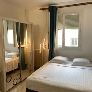  Apartamento 10 Mins Walk Eiffel Tower, 16