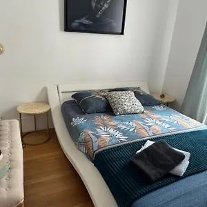  Apartamento Guest Nearby Champs Elysees