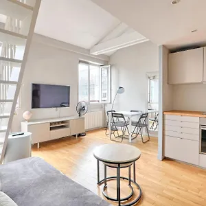  Apartamento St Dom Face - Vue Tour Eiffel