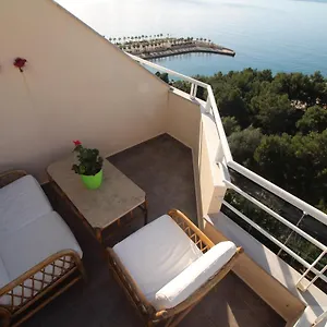 https://chill-out-apartment.albaniahotels.org