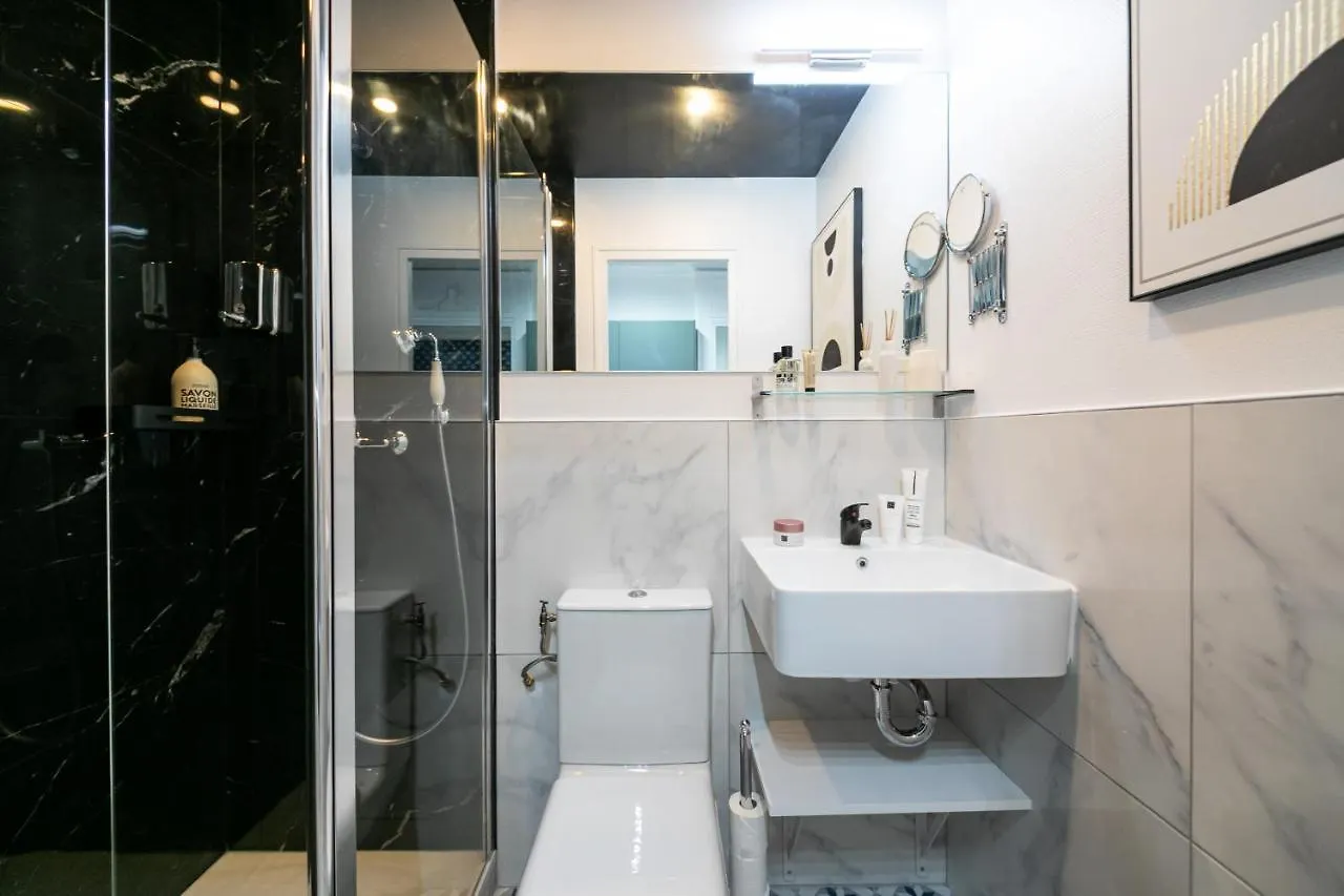 Ws Tour Eiffel - Laos Apartment Paris